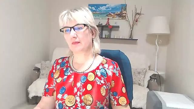 Snapshot of FleurMays chatting on 1, 3, 2025 FleurMays online show from 1, 3, 2025