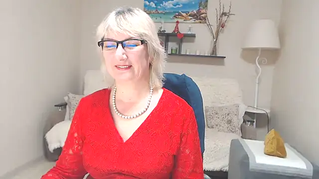 Snapshot of FleurMays chatting on 16, 3, 2025 FleurMays online show from 16, 3, 2025