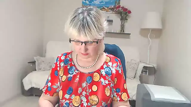 Snapshot of FleurMays chatting on 20, 3, 2025 FleurMays online show from 20, 3, 2025