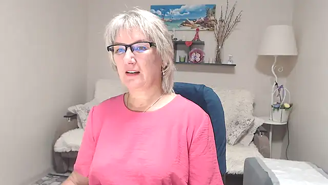 Snapshot of FleurMays chatting on 27, 9, 2025 FleurMays online show from 27, 9, 2025