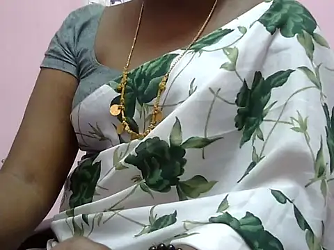 Snapshot of Hot_akshara chatting on 12, 11, 2025 Hot akshara online show from 12, 11, 2025