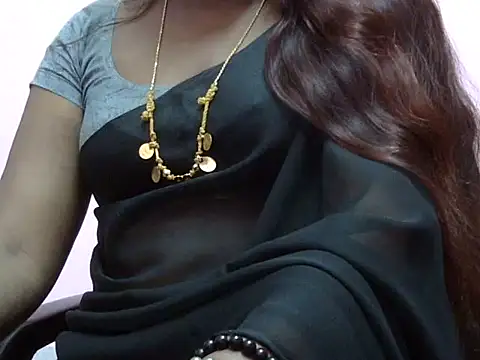 Snapshot of Hot_akshara chatting on 22, 11, 2025 Hot akshara online show from 22, 11, 2025