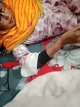 ArishaCouple online show from 24, 12, 2024