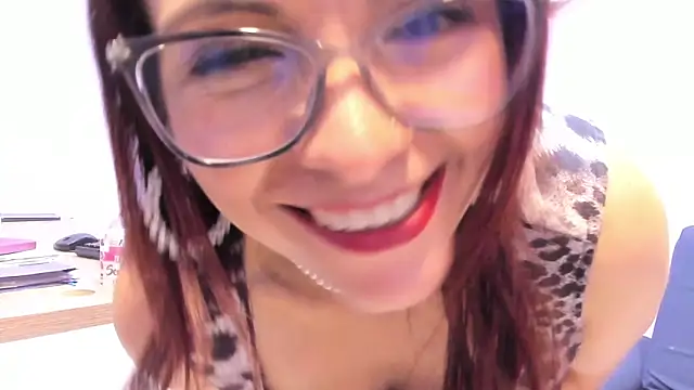 Milenahot 69  online show from 29, 1, 2025