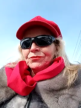 CassandraSandra44 online show from 25, 2, 2025