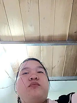 Snapshot of Thomgdee chatting on 21, 10, 2025 Thomgdee online show from 21, 10, 2025