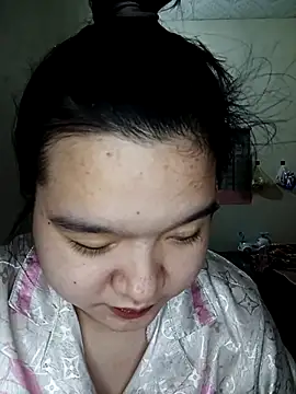 Snapshot of Thomgdee chatting on 29, 10, 2025 Thomgdee online show from 29, 10, 2025