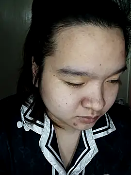 Snapshot of Thomgdee chatting on 17, 11, 2025 Thomgdee online show from 17, 11, 2025