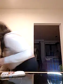 Jujuicy 97 online show from 3, 12, 2025