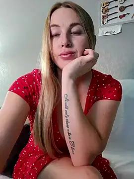 Cute Hot Alice online show from 17, 12, 2024