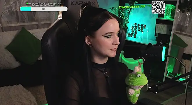 KiraLiLime online show from 10, 10, 2025