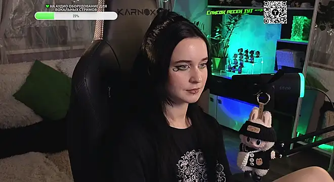 KiraLiLime online show from 15, 10, 2025