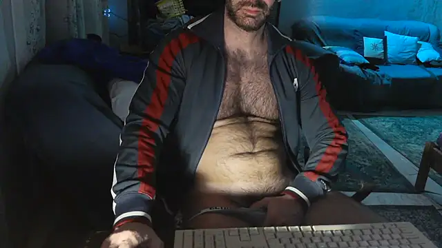 Snapshot of TebaldHot chatting on 3, 11, 2025 TebaldHot online show from 3, 11, 2025