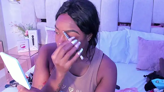 mia schwarz online show from 18, 12, 2024