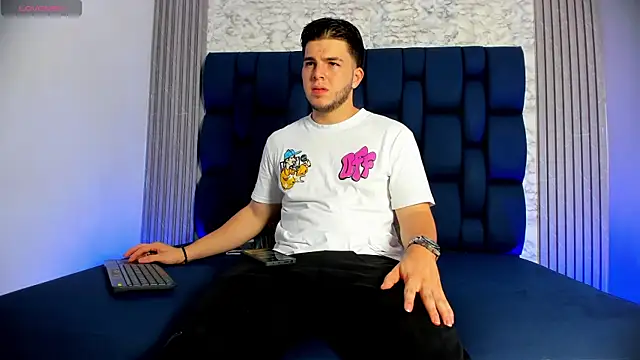danielclarton1 online show from 11, 12, 2024