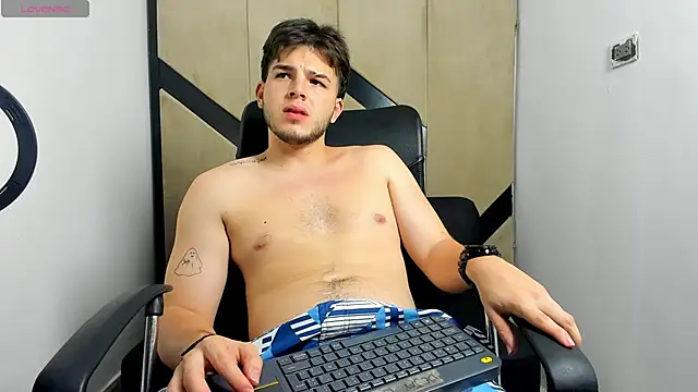 danielclarton1 online show from 29, 1, 2025