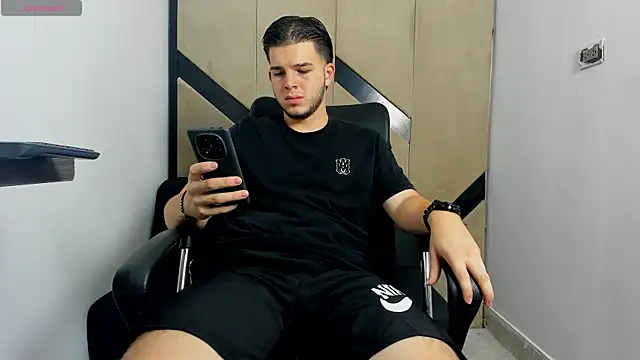 danielclarton1 online show from 30, 1, 2025