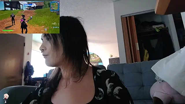 Snapshot of -Purah- chatting on 17, 12, 2024 -Purah- online show from 17, 12, 2024