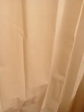 Snapshot of -Purah- chatting on 5, 1, 2025 -Purah- online show from 5, 1, 2025