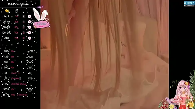 Snapshot of Blondecandie chatting on 12, 3, 2026 Blondecandie online show from 12, 3, 2026