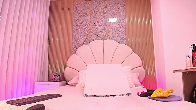 Snapshot of aisha_sh chatting on 31, 10, 2025 aisha sh online show from 31, 10, 2025