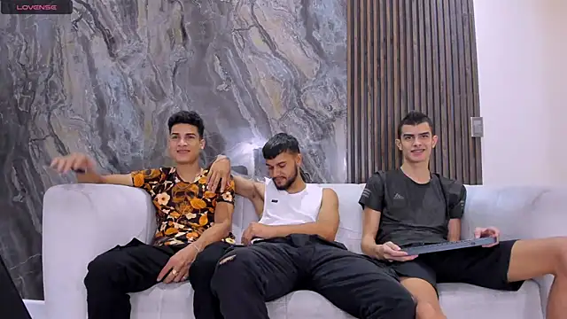 hot day online show from 15, 12, 2024