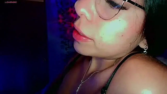 Adararose1 online show from 2, 10, 2025