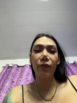 Snapshot of hellendollxxx chatting on 7, 3, 2026 hellendollxxx online show from 7, 3, 2026