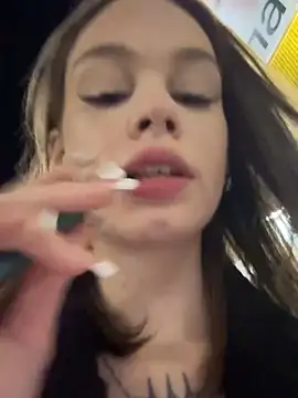 Snapshot of Street_young chatting on 9, 3, 2025 Street young online show from 9, 3, 2025