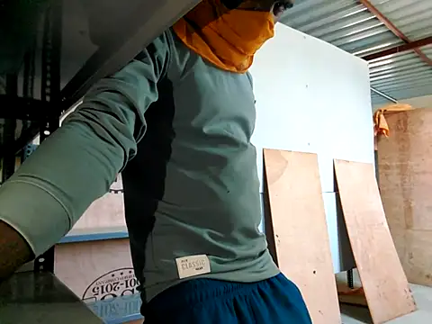 Snapshot of babeind chatting on 18, 3, 2025 babeind online show from 18, 3, 2025