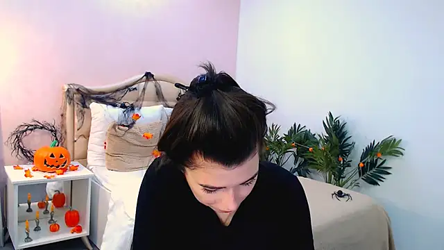  Sun Shy  online show from 31, 10, 2025