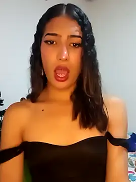 Lanna hott  online show from 22, 12, 2024