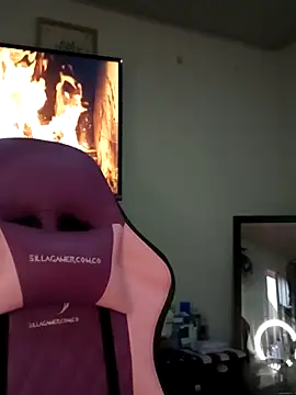 Lanna hott  online show from 15, 10, 2025