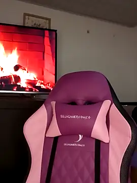 Lanna hott  online show from 15, 11, 2025