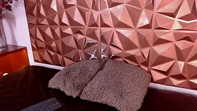 AitanaEvans online show from 25, 1, 2025