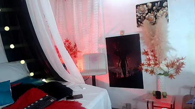 Kyara Queen online show from 1, 1, 2025