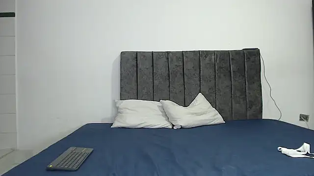 Snapshot of FerneyManti chatting on 30, 1, 2025 FerneyManti online show from 30, 1, 2025