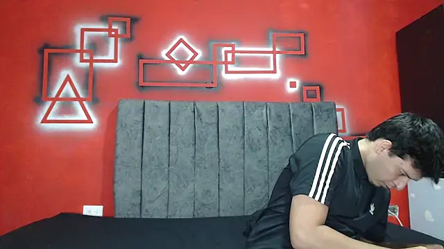 Snapshot of FerneyManti chatting on 26, 10, 2025 FerneyManti online show from 26, 10, 2025