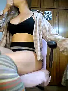 Snapshot of deliciousqueenhot chatting on 25, 9, 2025 deliciousqueenhot online show from 25, 9, 2025