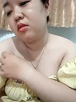 VyOanh2K online show from 8, 10, 2025