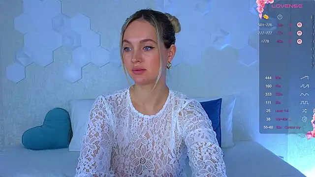 Lynna Sparks online show from 24, 10, 2025