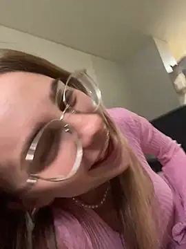 GraceTorrez online show from 25, 12, 2024