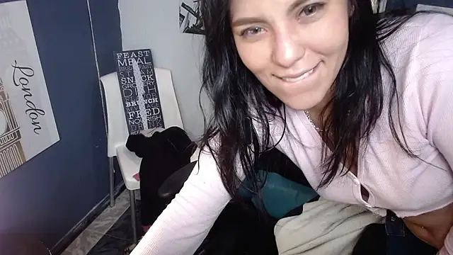 Snapshot of MartinaFonse chatting on 25, 1, 2025 MartinaFonse online show from 25, 1, 2025