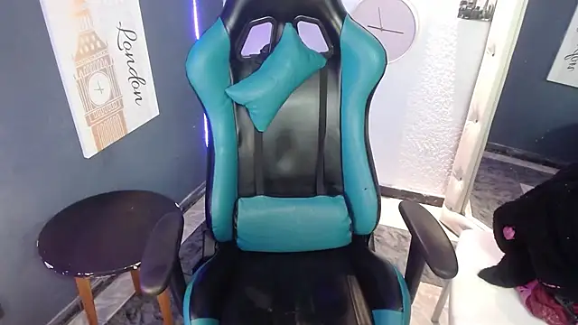 Snapshot of MartinaFonse chatting on 6, 2, 2025 MartinaFonse online show from 6, 2, 2025