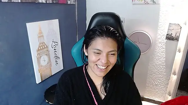 Snapshot of MartinaFonse chatting on 8, 2, 2025 MartinaFonse online show from 8, 2, 2025