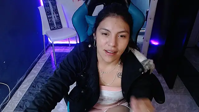 Snapshot of MartinaFonse chatting on 26, 2, 2025 MartinaFonse online show from 26, 2, 2025