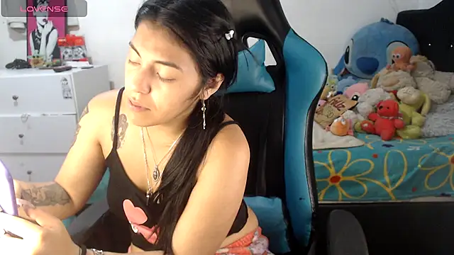 Snapshot of MartinaFonse chatting on 30, 9, 2025 MartinaFonse online show from 30, 9, 2025