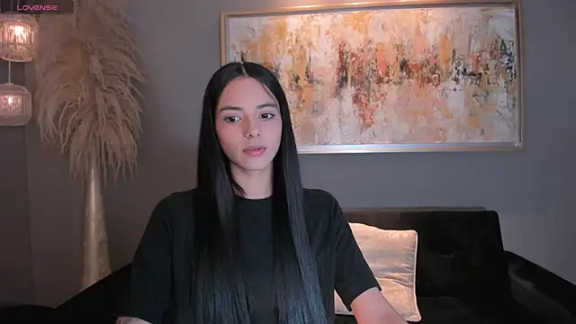 Snapshot of HannahJamesX chatting on 15, 12, 2024 HannahJamesX online show from 15, 12, 2024