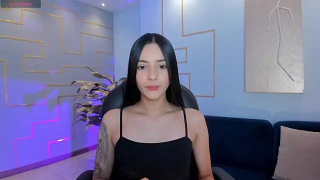 Snapshot of HannahJamesX chatting on 7, 2, 2025 HannahJamesX online show from 7, 2, 2025