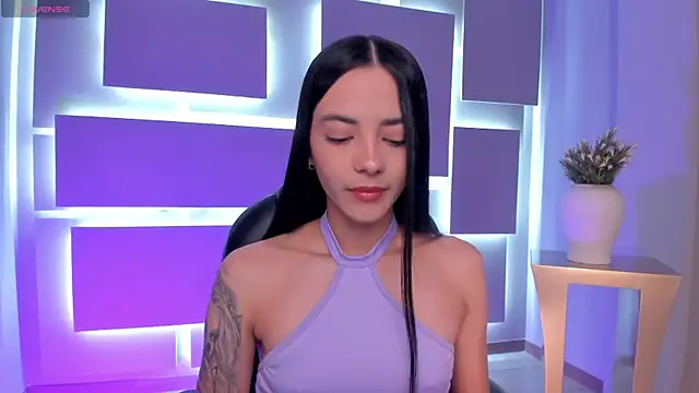 Snapshot of HannahJamesX chatting on 26, 9, 2025 HannahJamesX online show from 26, 9, 2025